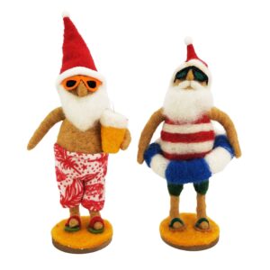 Summer Santa's Standing