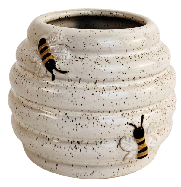 Beehive Planter White & Sand