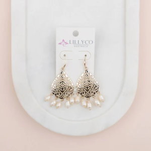 Light Gold Dangly Pearl Earring