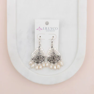 Silver Dangly Pearl Earring
