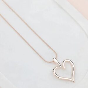 Short | Rose Gold J Favorite Heart Necklace